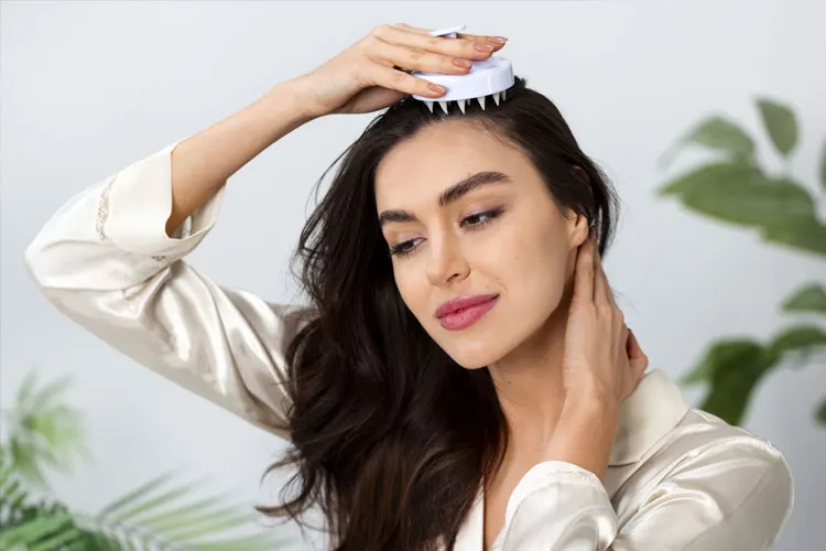 Perawatan-rambut-bebas-ketombe