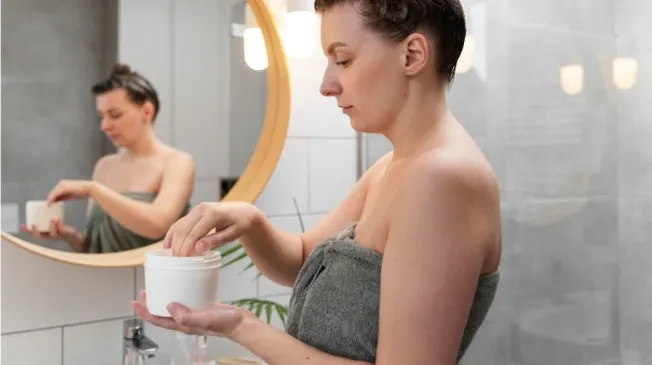 lakukan scalp scrub