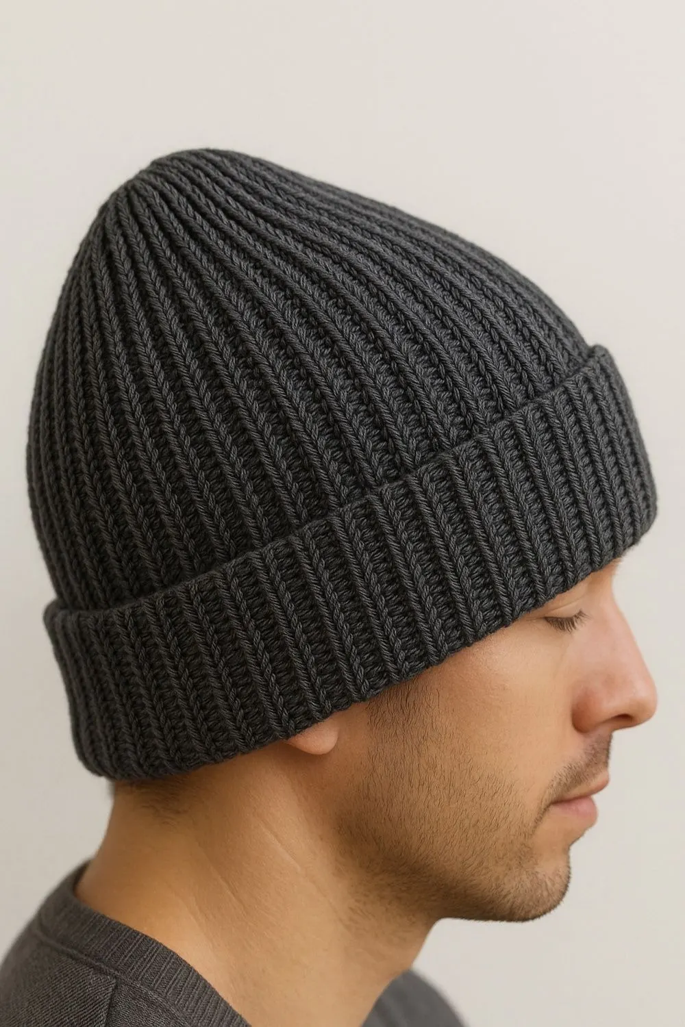 Hindari memakai Topi Saat Rambut Basah