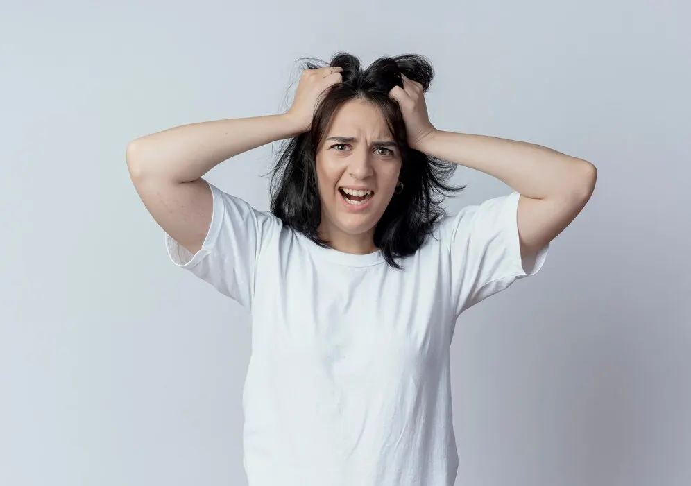 Mitos dan Fakta Seputar Kutu Rambut: Jangan Sampai Tertipu!