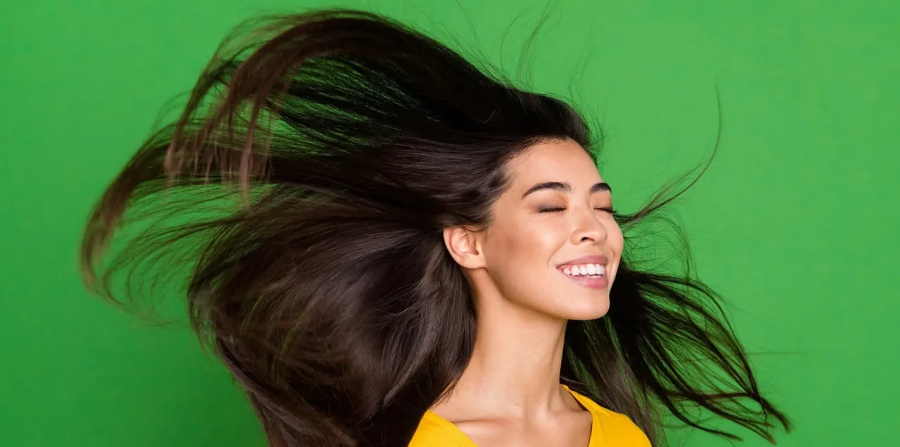 5 Masker Rambut Alami Agar Rambut Tetap Kuat & Sehat di Luar Ruangan