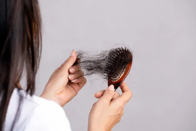 Pola Makan Sehat untuk Menguatkan Rambut dan Mengurangi Kerontokan Secara Alami