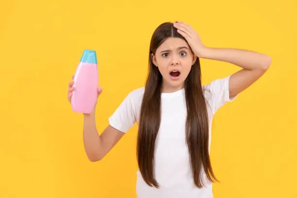 Bye-bye Kulit Kepala Teriritasi! Tips Asyik Menghadapi Produk Rambut yang Bikin Ribet