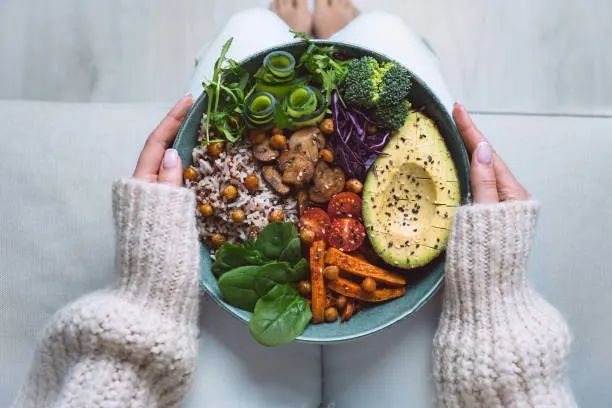 7 Makanan Sehat yang Dapat Membantu Mengurangi Rambut Rontok