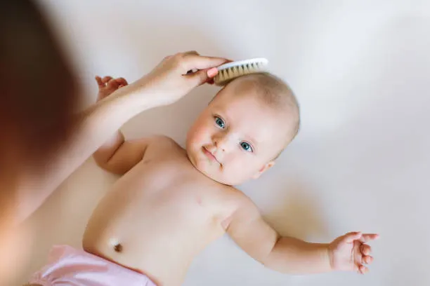 Rambut Bayi Tidak Tumbuh-Tumbuh? Kapan Orang Tua Harus Khawatir?