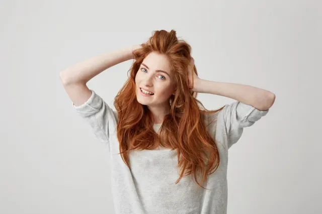 Cara Menggunakan Hairspray yang Tepat agar Tidak Kaku dan Tetap Natural