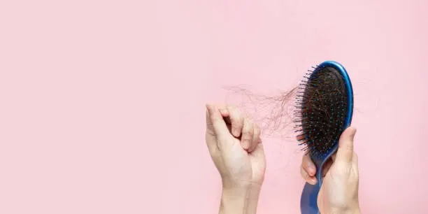 Rambut Rontok: Penyebab, Dampak, dan Cara Mengatasinya