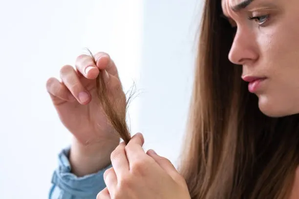 7 Kebiasaan Penyebab Rambut Bercabang yang Harus Dihindari