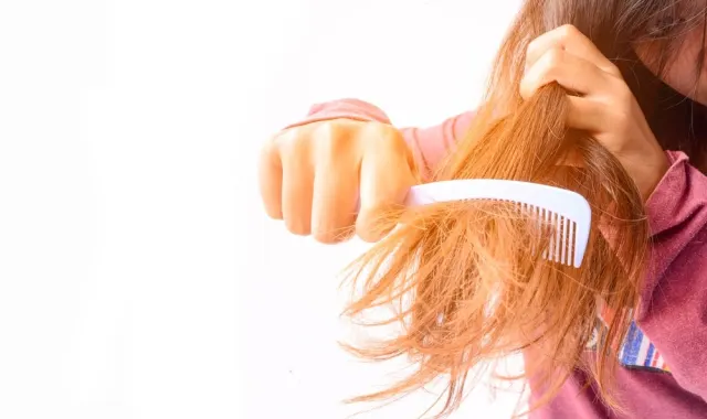 10 Cara Merawat Rambut Kusut agar Mudah Diatur dan Sehat