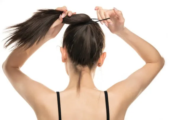 Ikat Rambut Terlalu Ketat Bisa Menyebabkan Rambut Bercabang? Ini Penjelasan Lengkapnya