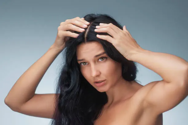 Tren Scalp Care: Mengapa Merawat Kulit Kepala Sama Pentingnya dengan Merawat Wajah?
